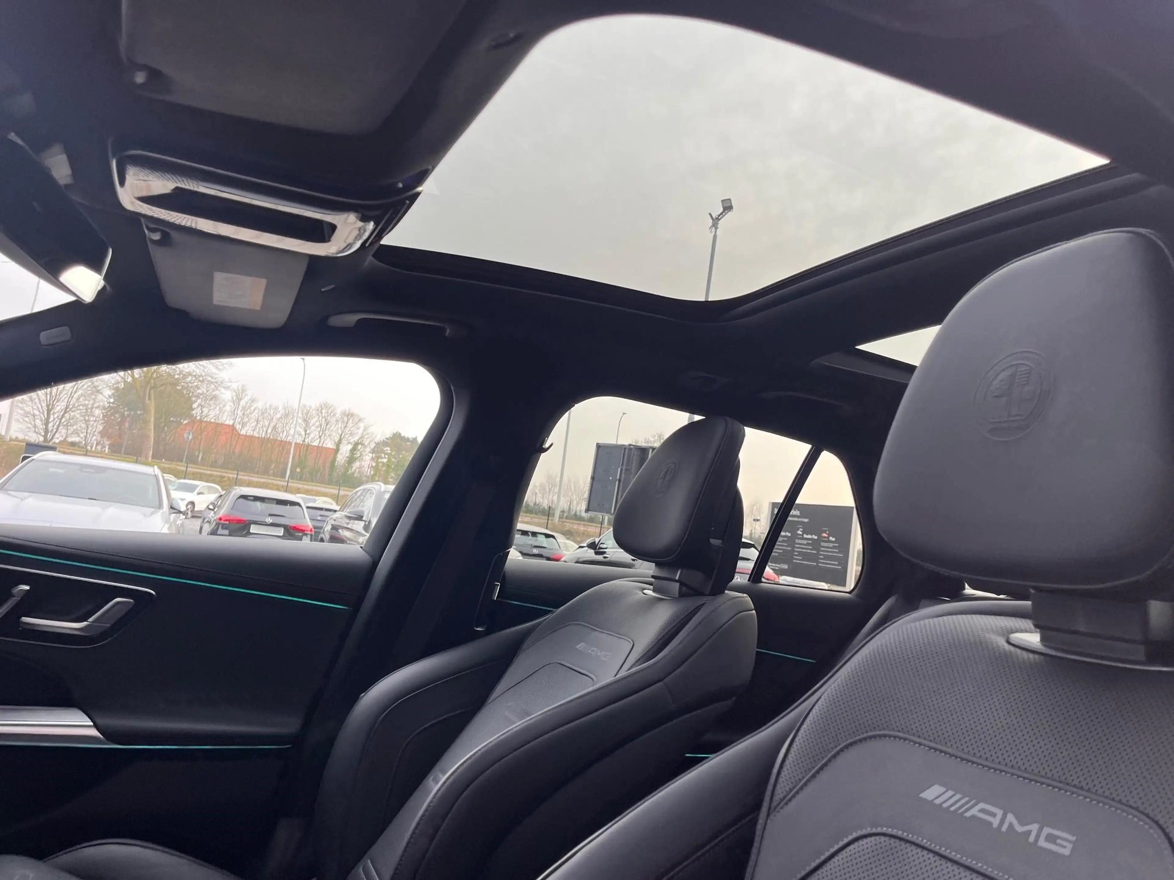 Mercedes-Benz E 53 AMG HYBRID 4M+ /Pano/Hyperscr — photo 9