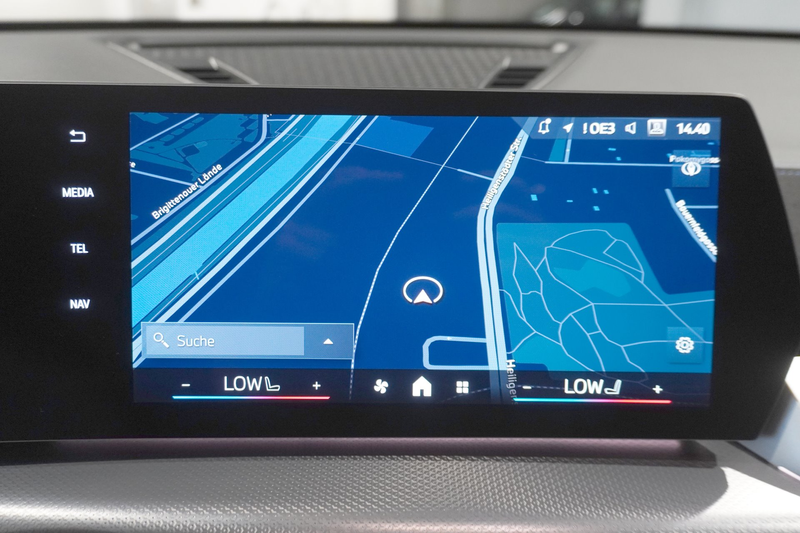 BMW X1 sDrive18i — photo 14