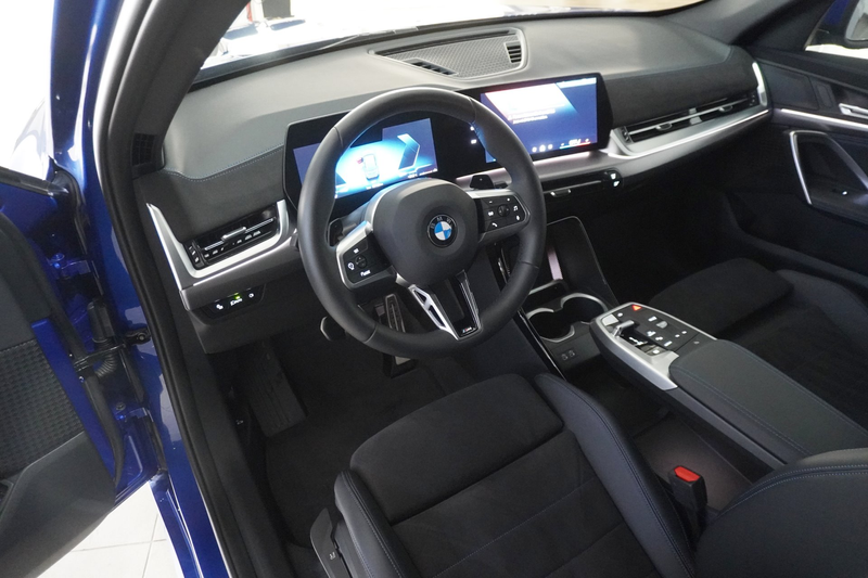 BMW X1 sDrive18i — photo 6