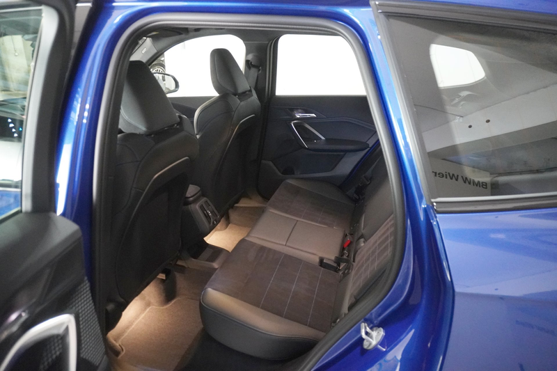 BMW X1 sDrive18i — photo 8