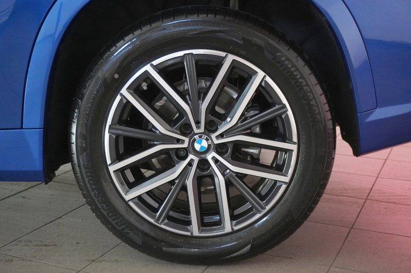 BMW X1 sDrive18i — photo 4