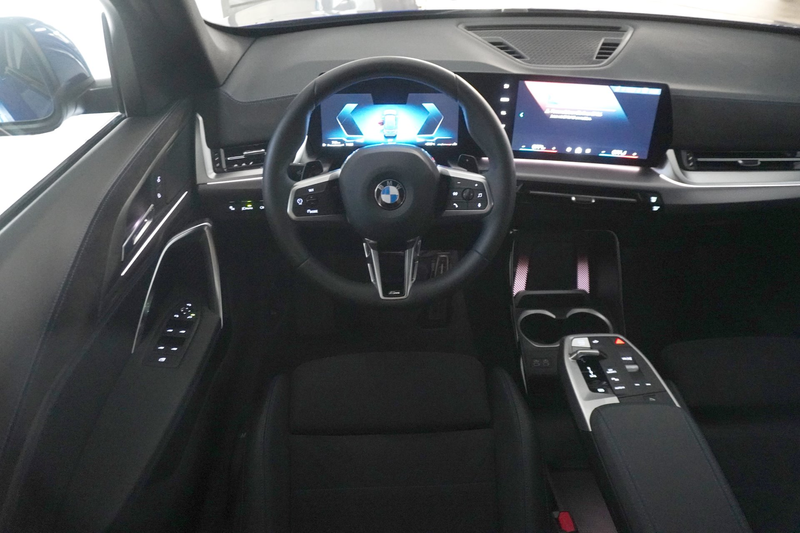 BMW X1 sDrive18i — photo 11