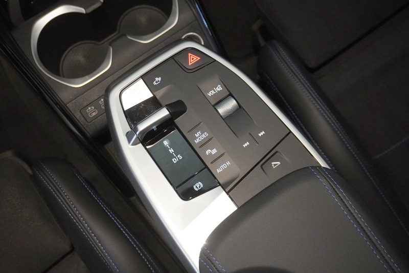 BMW X1 sDrive18i — photo 13