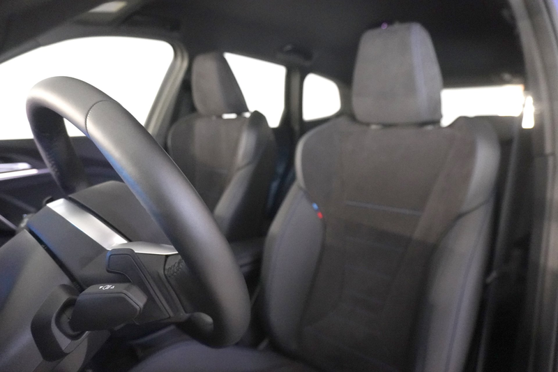 BMW X1 sDrive18i — photo 7
