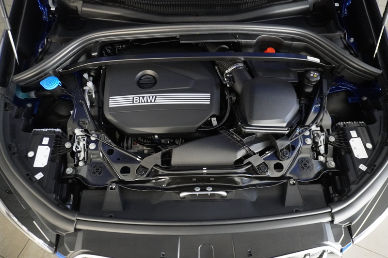 BMW X1 sDrive18i — photo 2