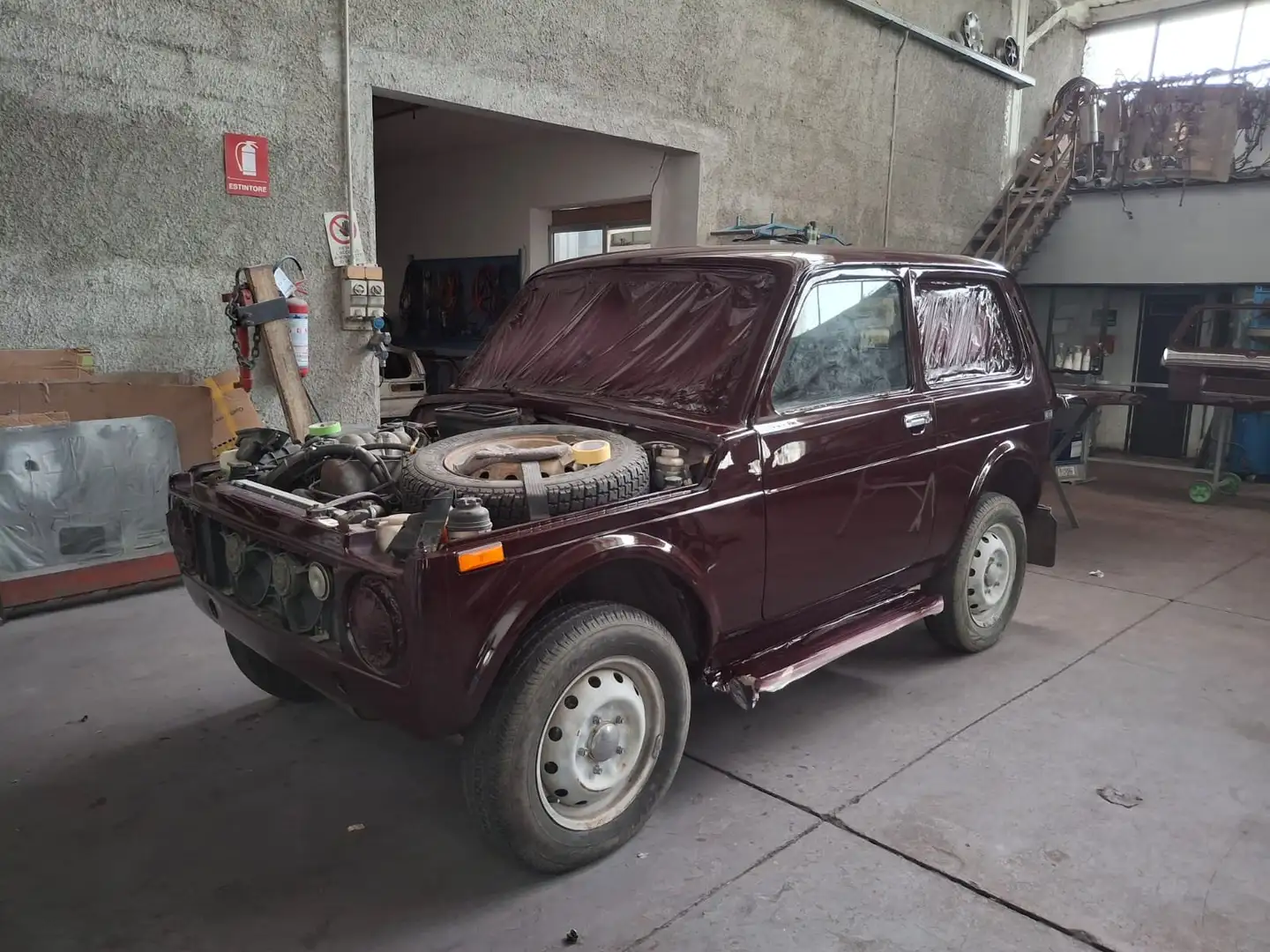 Lada Niva Niva 1.7 mpi crvena - 2