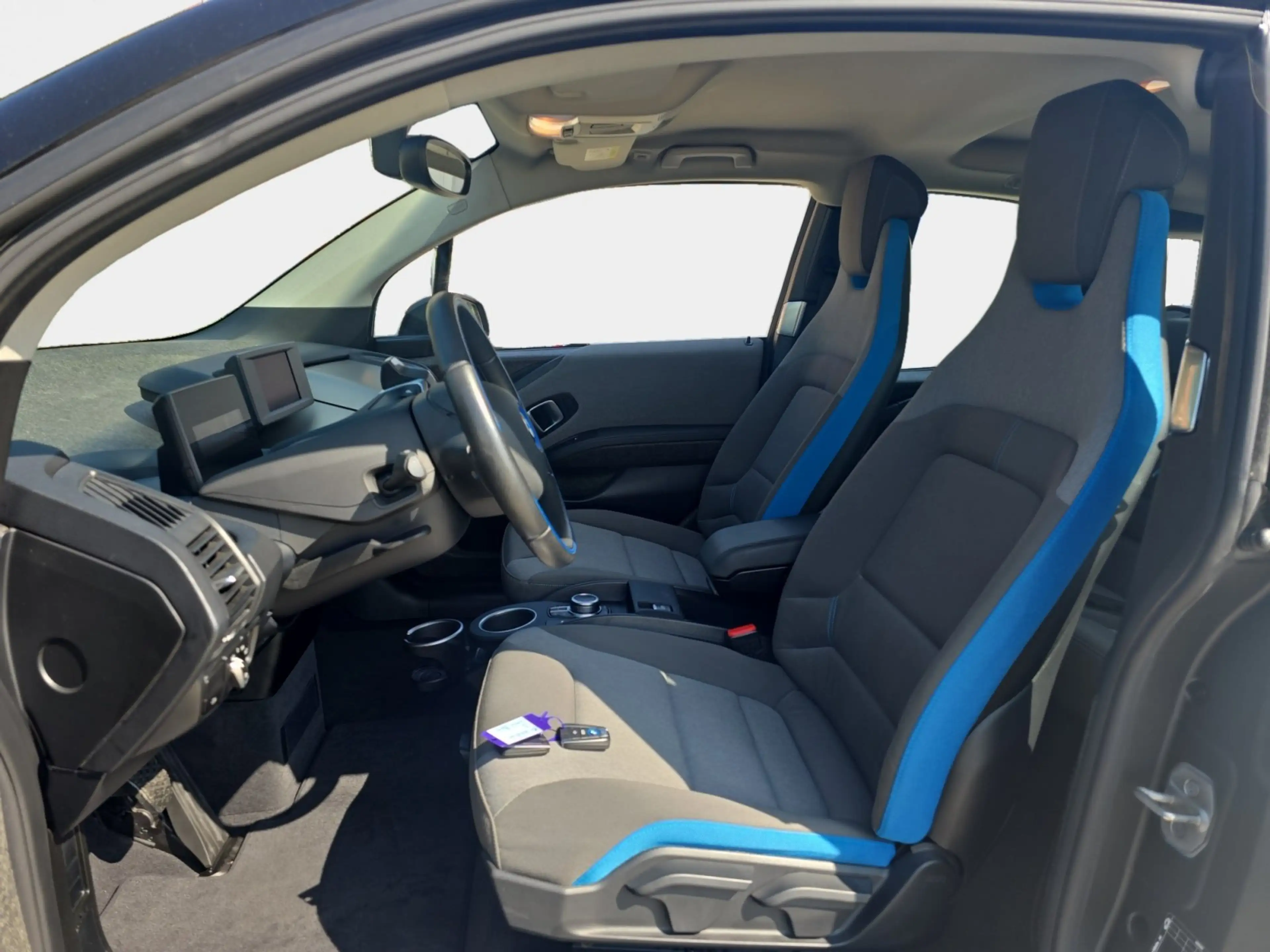 BMW i3 Basis — photo 10