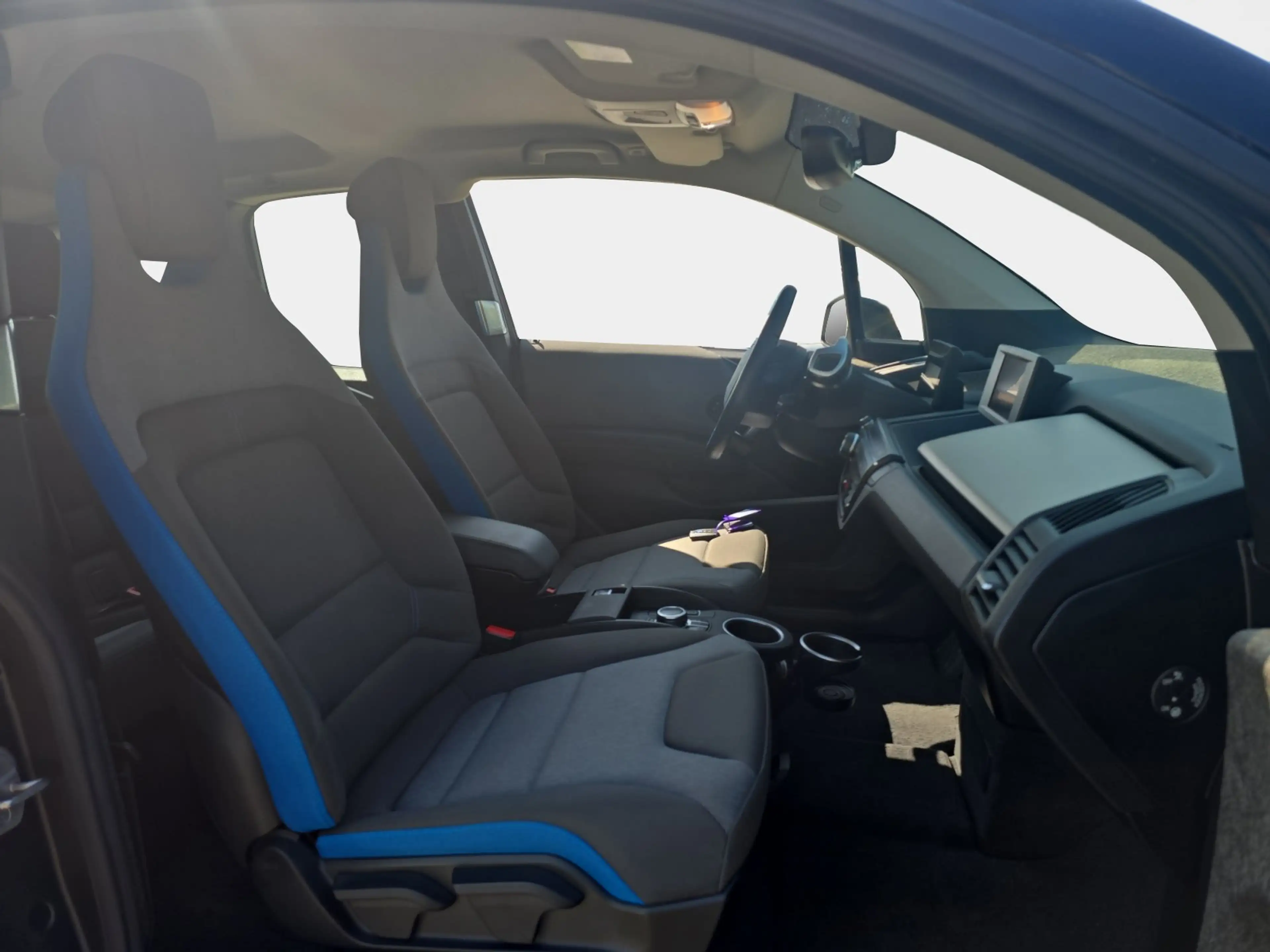 BMW i3 Basis — photo 15