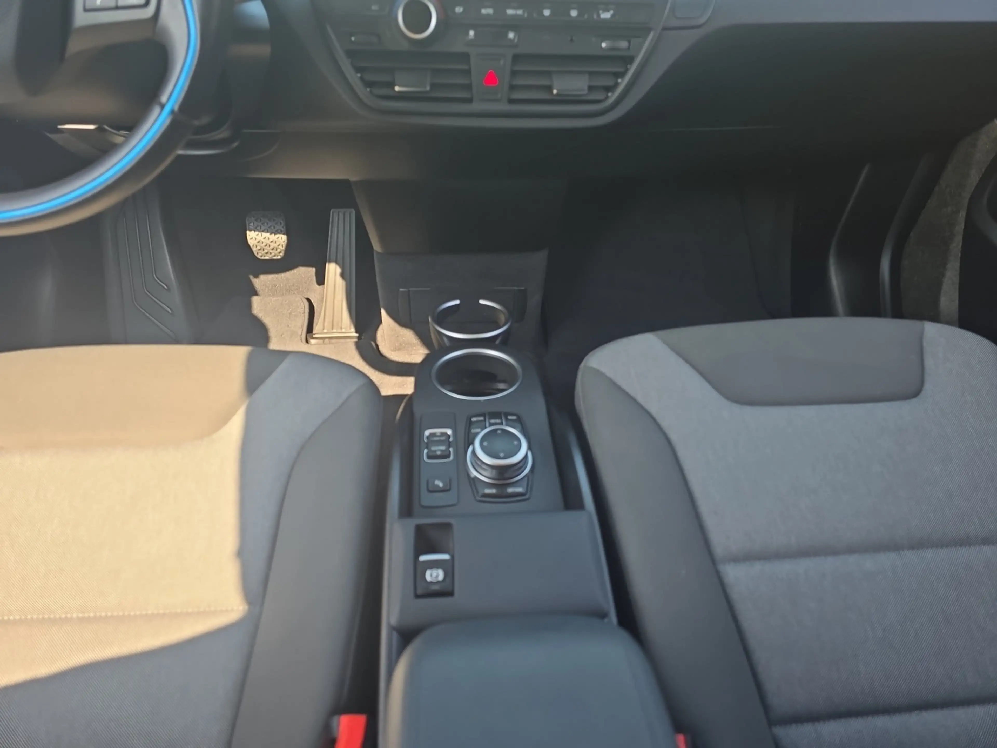 BMW i3 Basis — photo 12