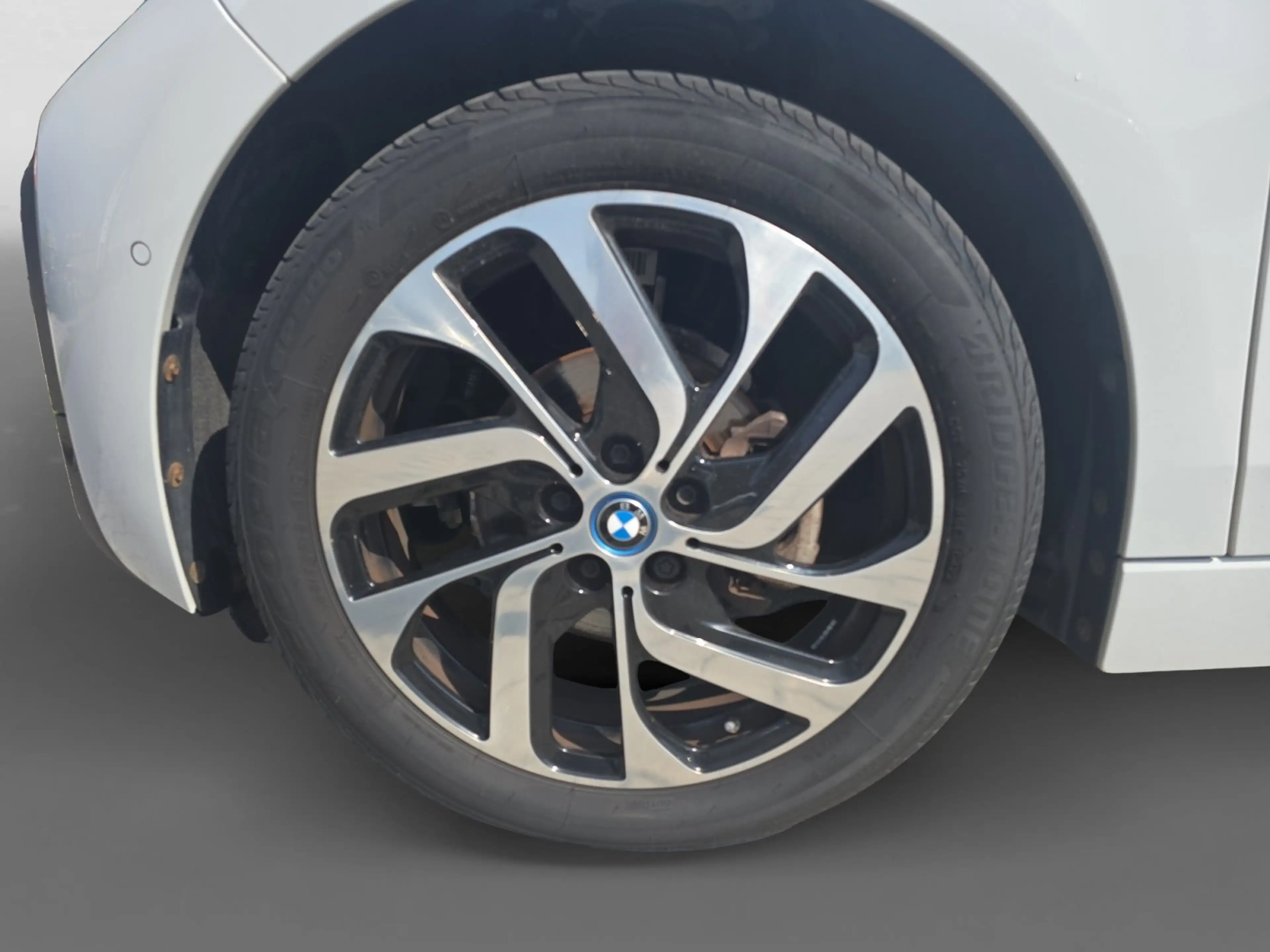 BMW i3 Basis — photo 9