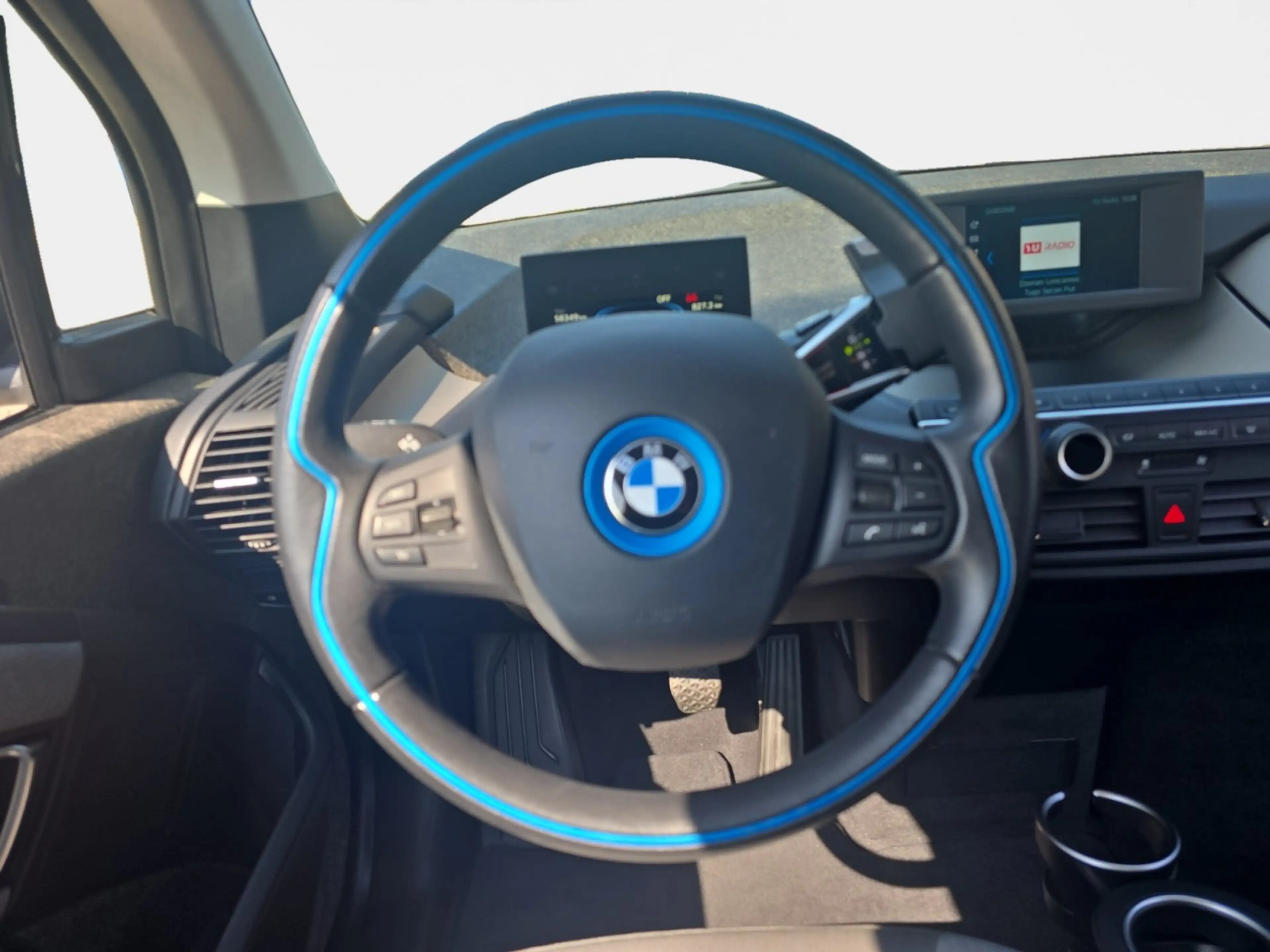 BMW i3 Basis — photo 13