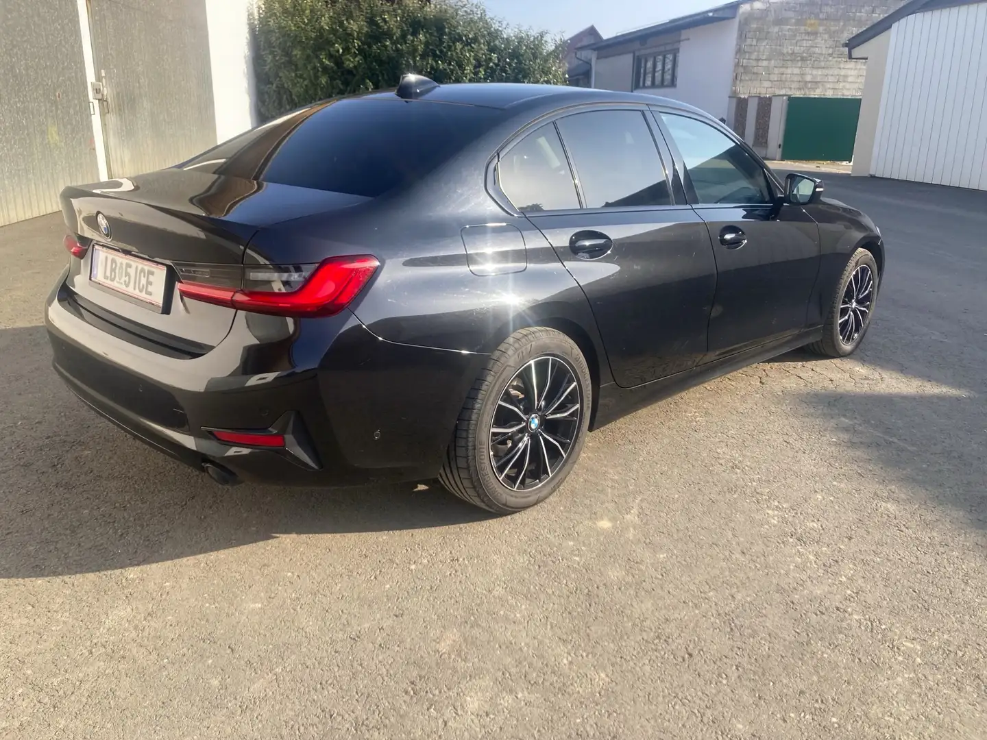 BMW 318 318d Sport Line Aut. Sport Line - 2