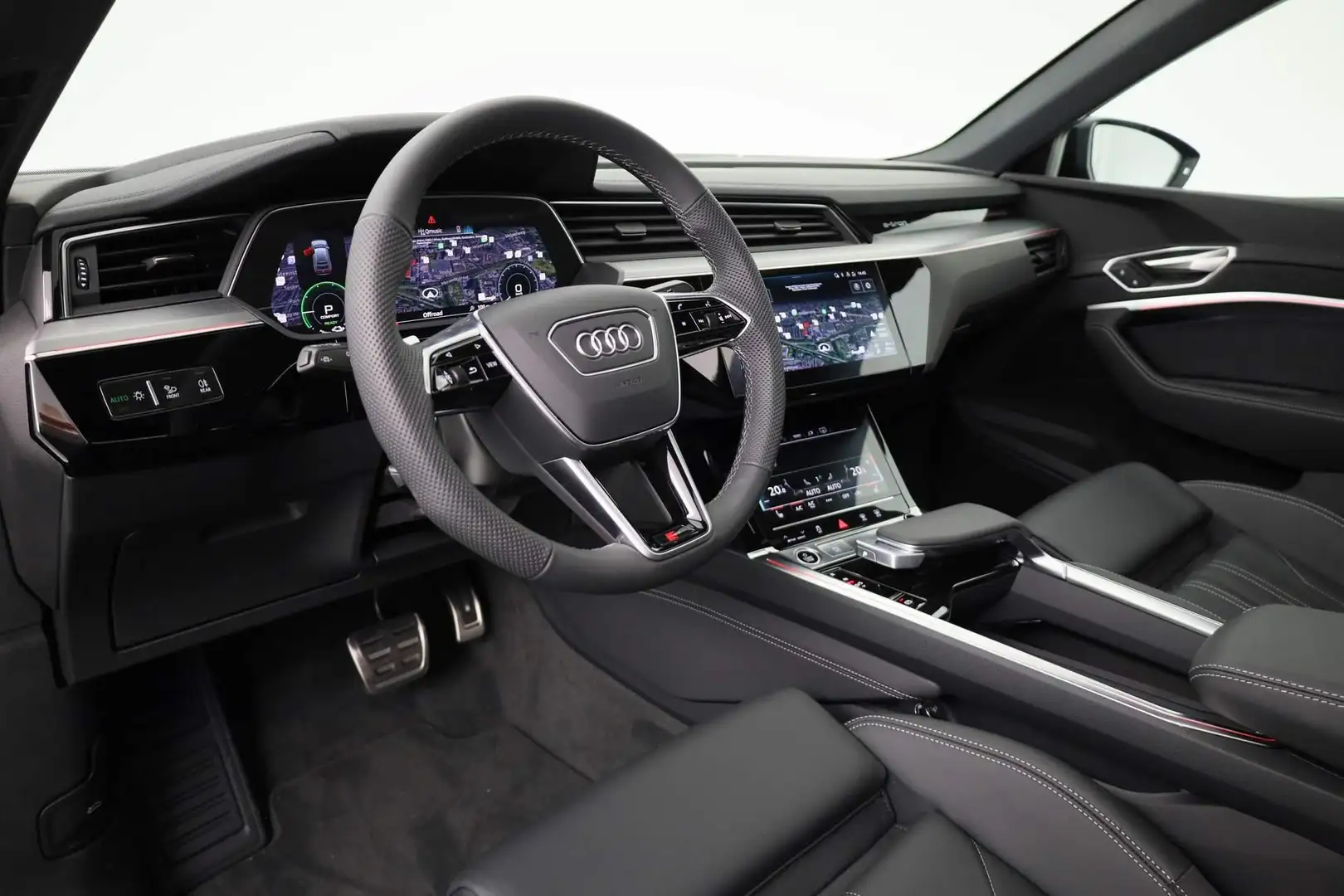 Audi Q8 e-tron S Edition 50 250kw/340pk 95Kwh Sportback | Panoram Fekete - 2