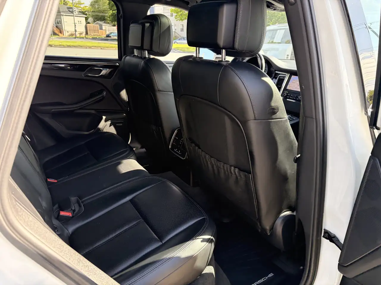 Porsche Macan снимка Porsche Macan