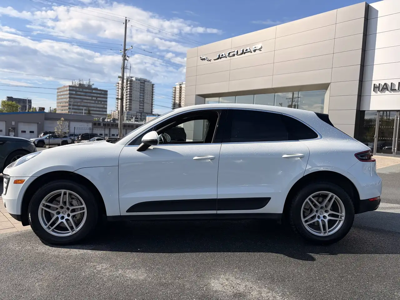 Porsche Macan снимка Porsche Macan