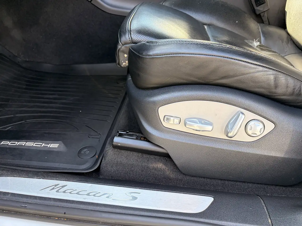 Porsche Macan снимка Porsche Macan