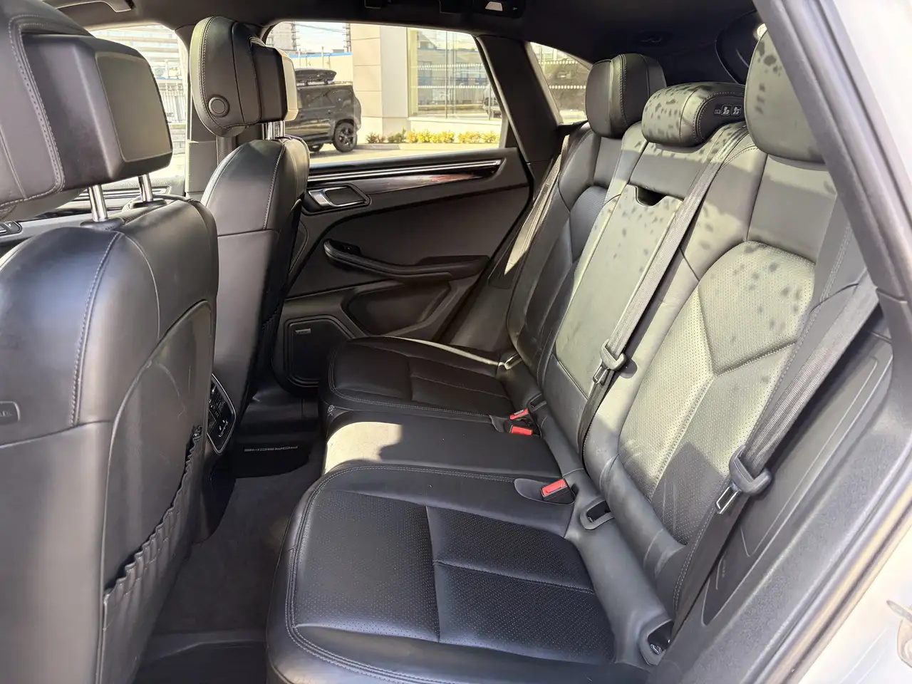 Porsche Macan снимка Porsche Macan