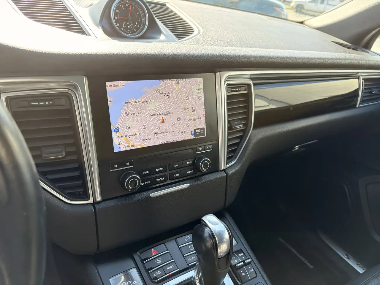 Porsche Macan снимка Porsche Macan