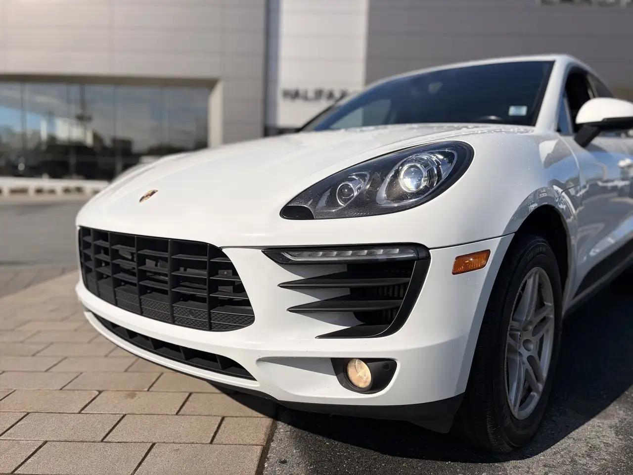 Porsche Macan снимка Porsche Macan