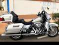 Harley-Davidson Electra Glide FLHTCU Ultra Classic Blanc - thumbnail 2