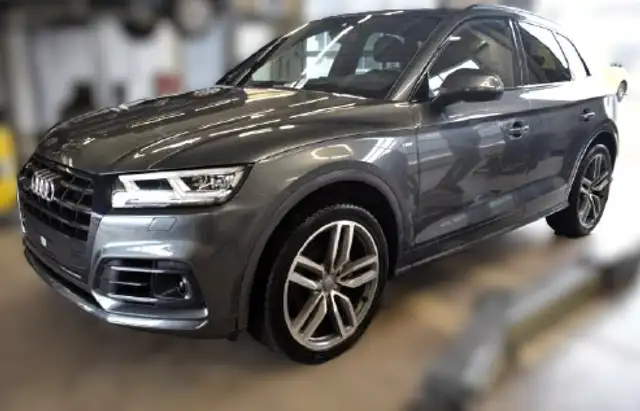 Audi Q5 50 TDI quattro S line + Pano Matrix HuD AHK ACC LUFT RfK