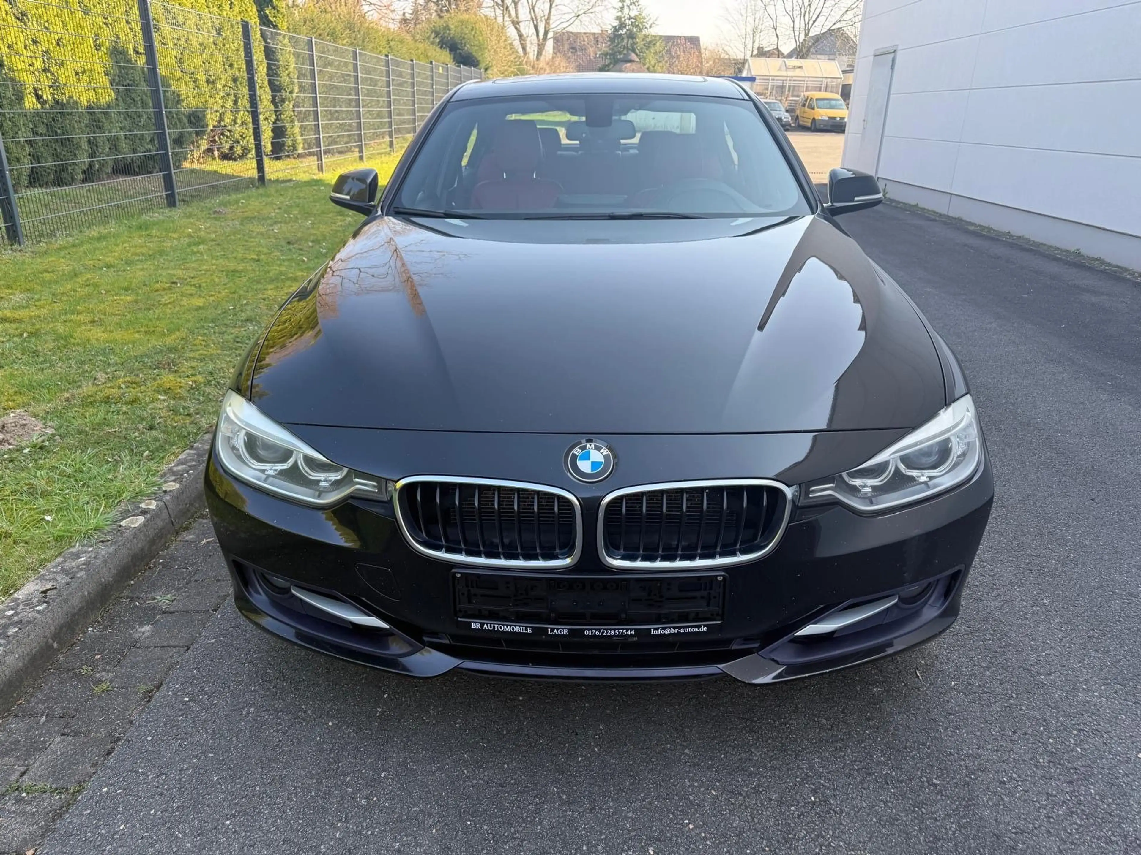 BMW 328 i xDrive Aut. Luxury Line — photo 2