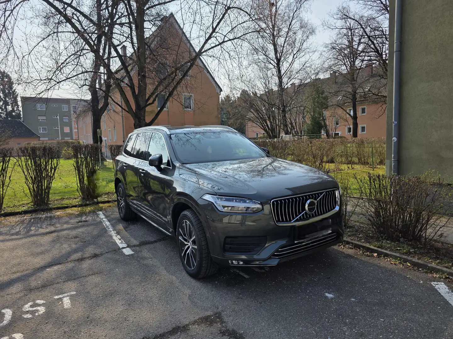 Volvo XC90 B5 AWD Momentum Pro - 2
