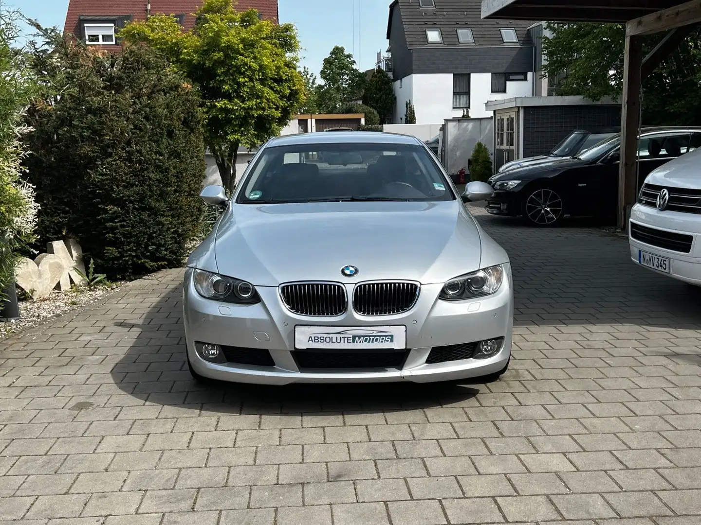 BMW 325 i Coupe E92 2,5 *Leder Sportsitze *M-Fahrwerk Silber - 2