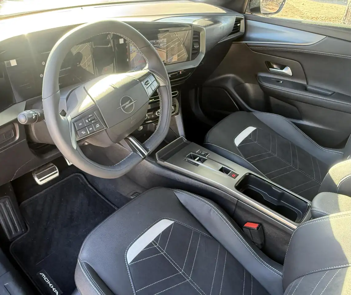 2025 Opel Mokka 1.2 Turbo Hybrid GSmet maar 5998 km, photograph 5
