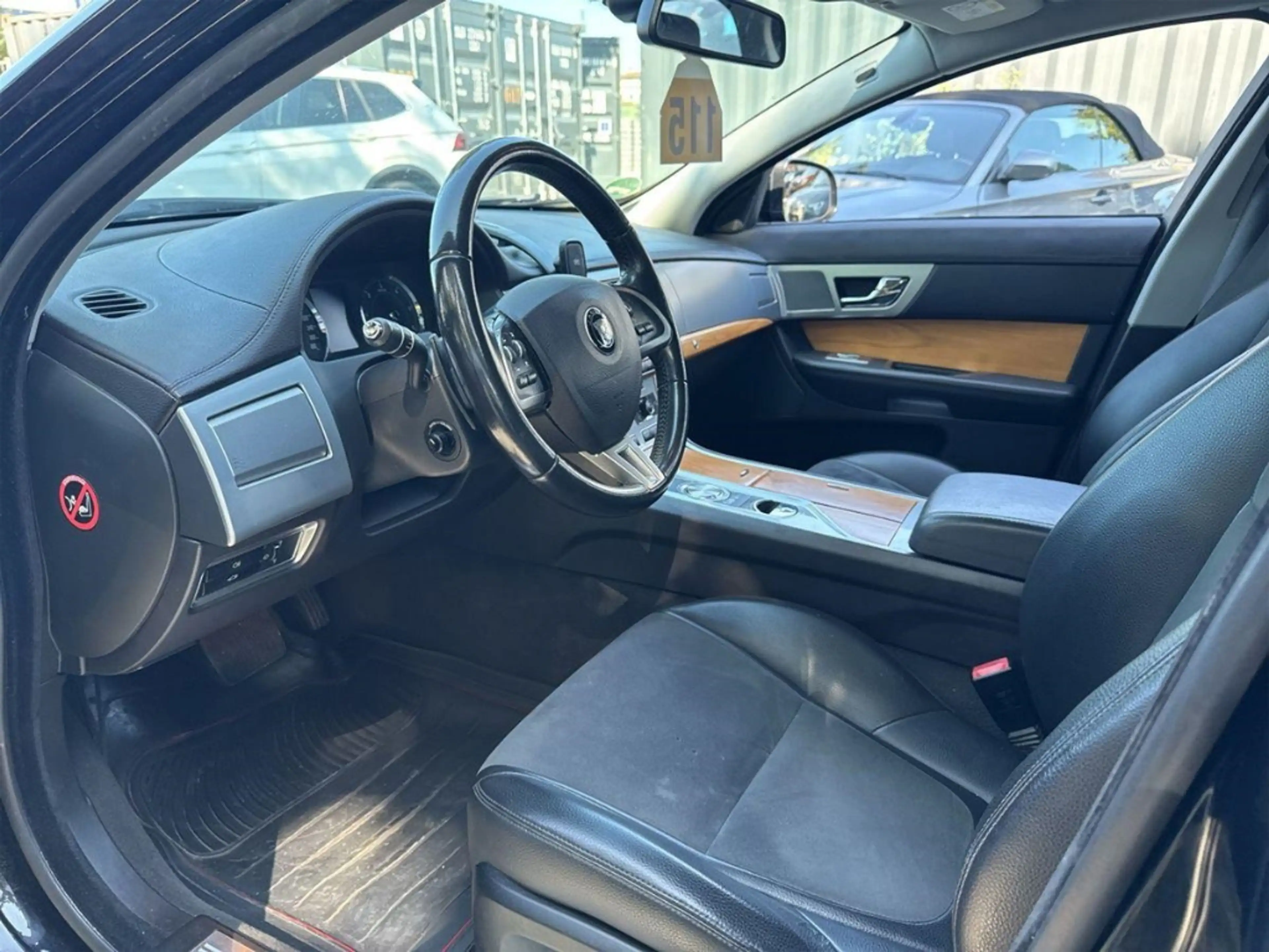 Jaguar XF V6 Diesel 3.0 LED KLIMA KEIN PRIVATVERKAUF! — photo 8