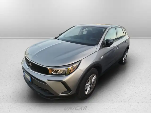 Opel Grandland view 2