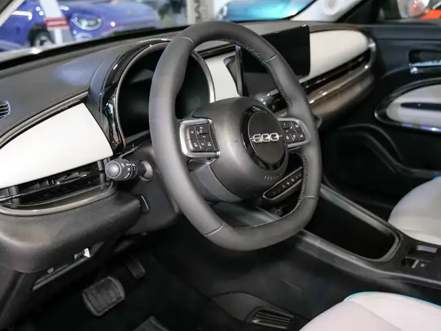 Fiat 600 view 5