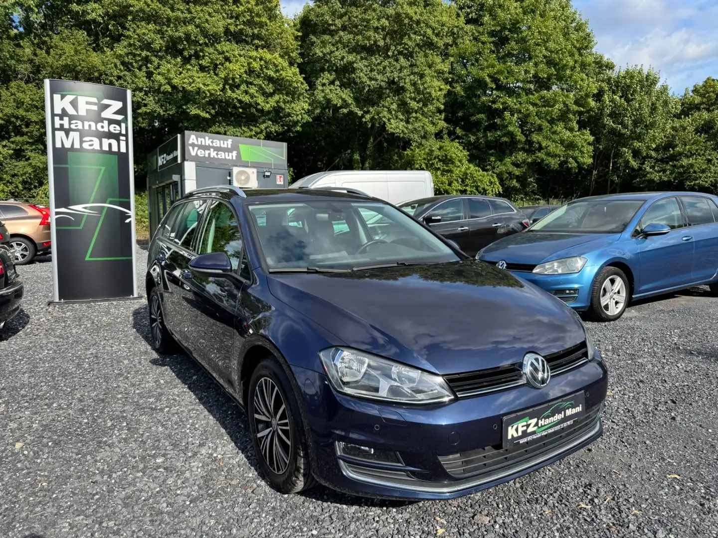 Volkswagen Golf VII Variant Allstar BMT*NAVI*PDC*SItz*Temp Blau - 1