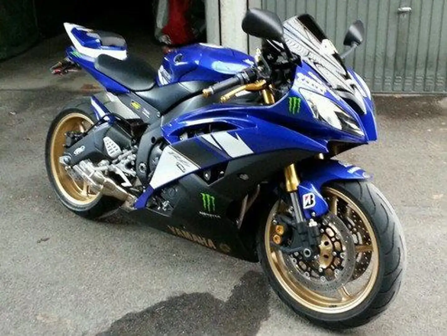 Yamaha YZF-R6 Bleu - 1