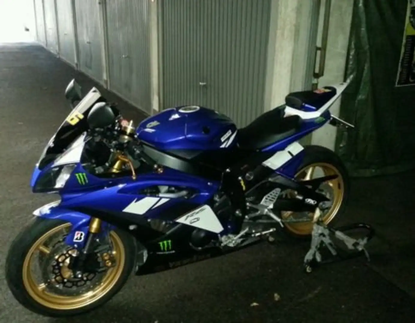 Yamaha YZF-R6 Bleu - 2