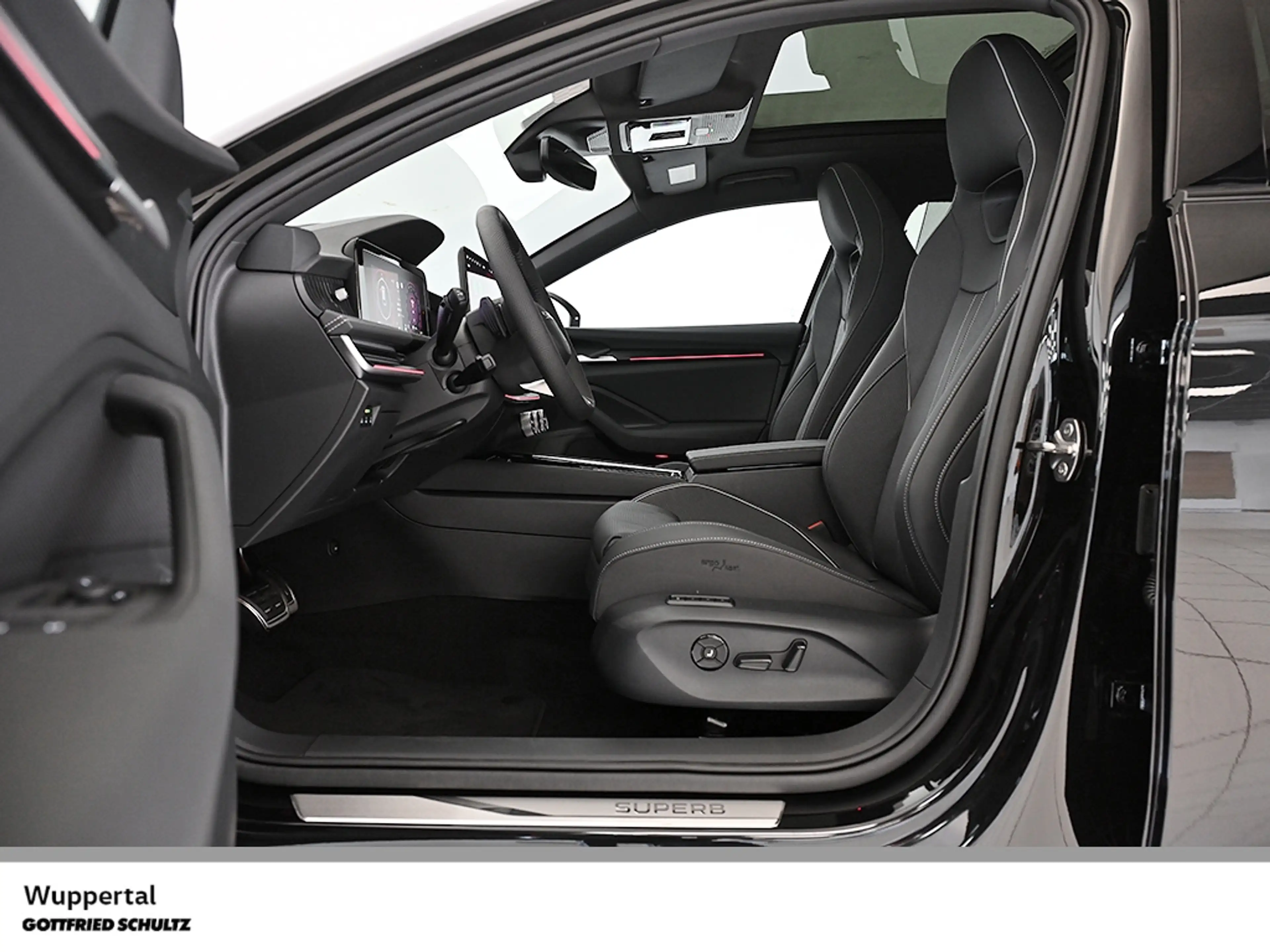 Skoda Superb COMBI SPORTLINE 1 5 TSI IV AHK NAVI PANO — photo 10