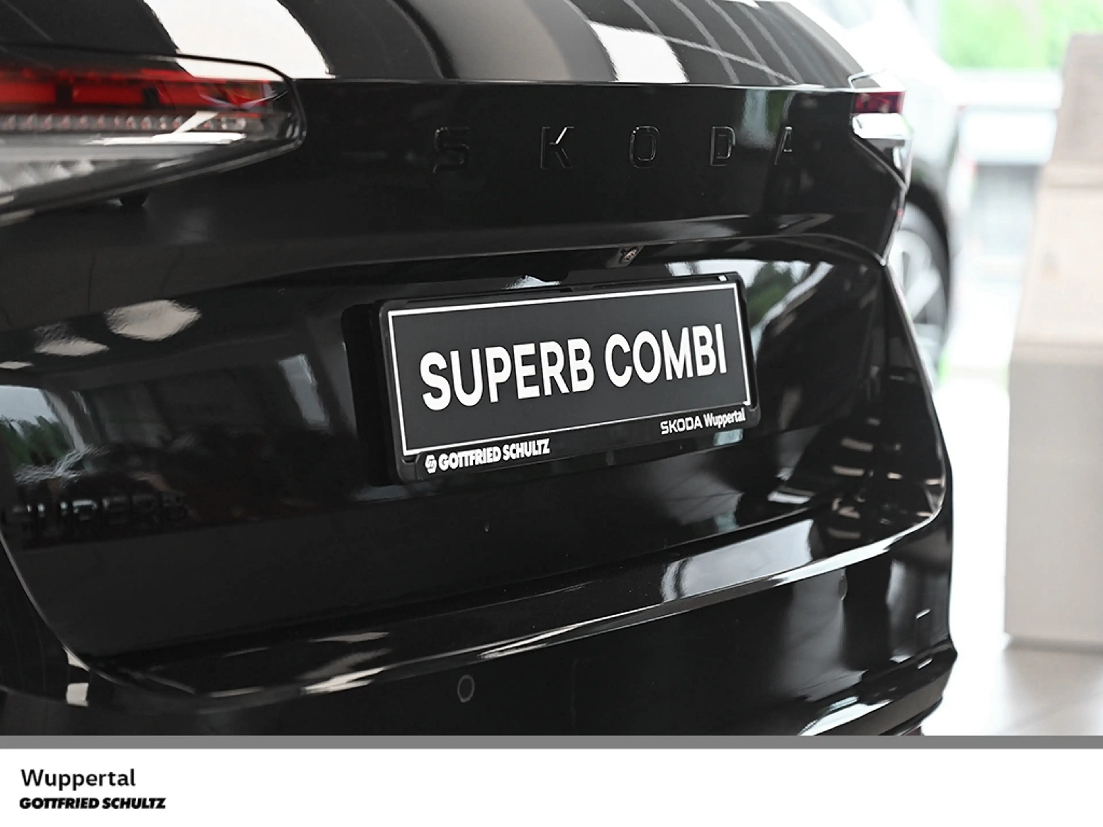 Skoda Superb COMBI SPORTLINE 1 5 TSI IV AHK NAVI PANO — photo 7