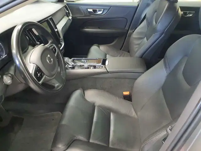 Volvo V60 view 7