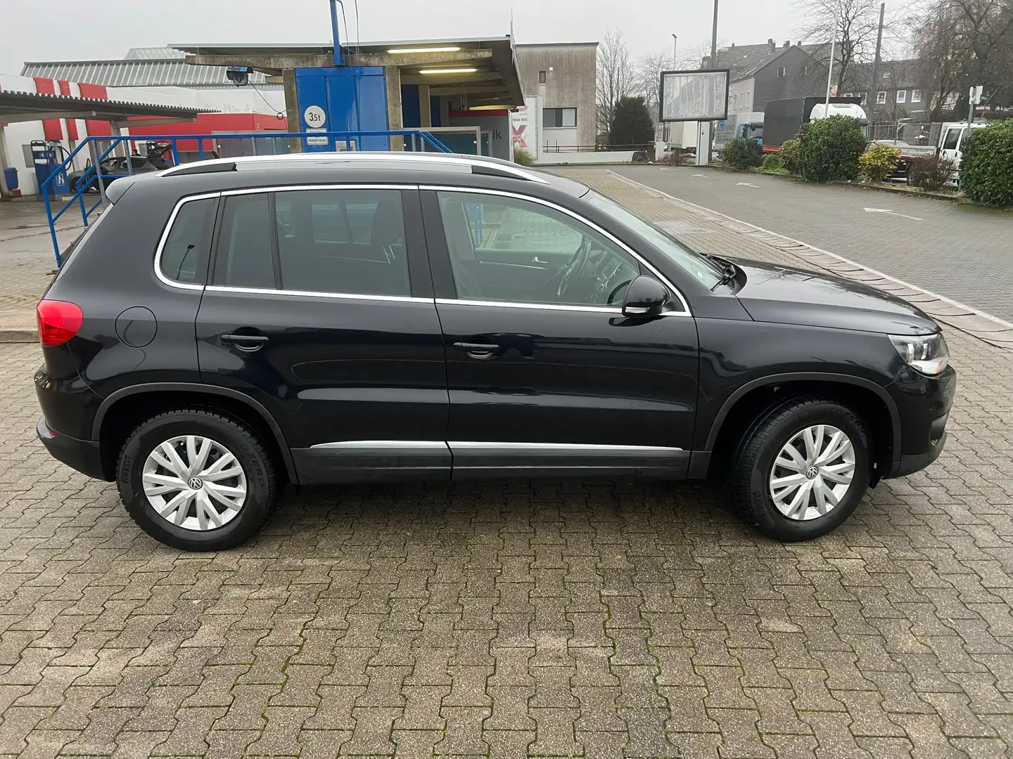 Volkswagen Tiguan Sport & Style BMT Preis stark herabgesetzt. Nero - 2