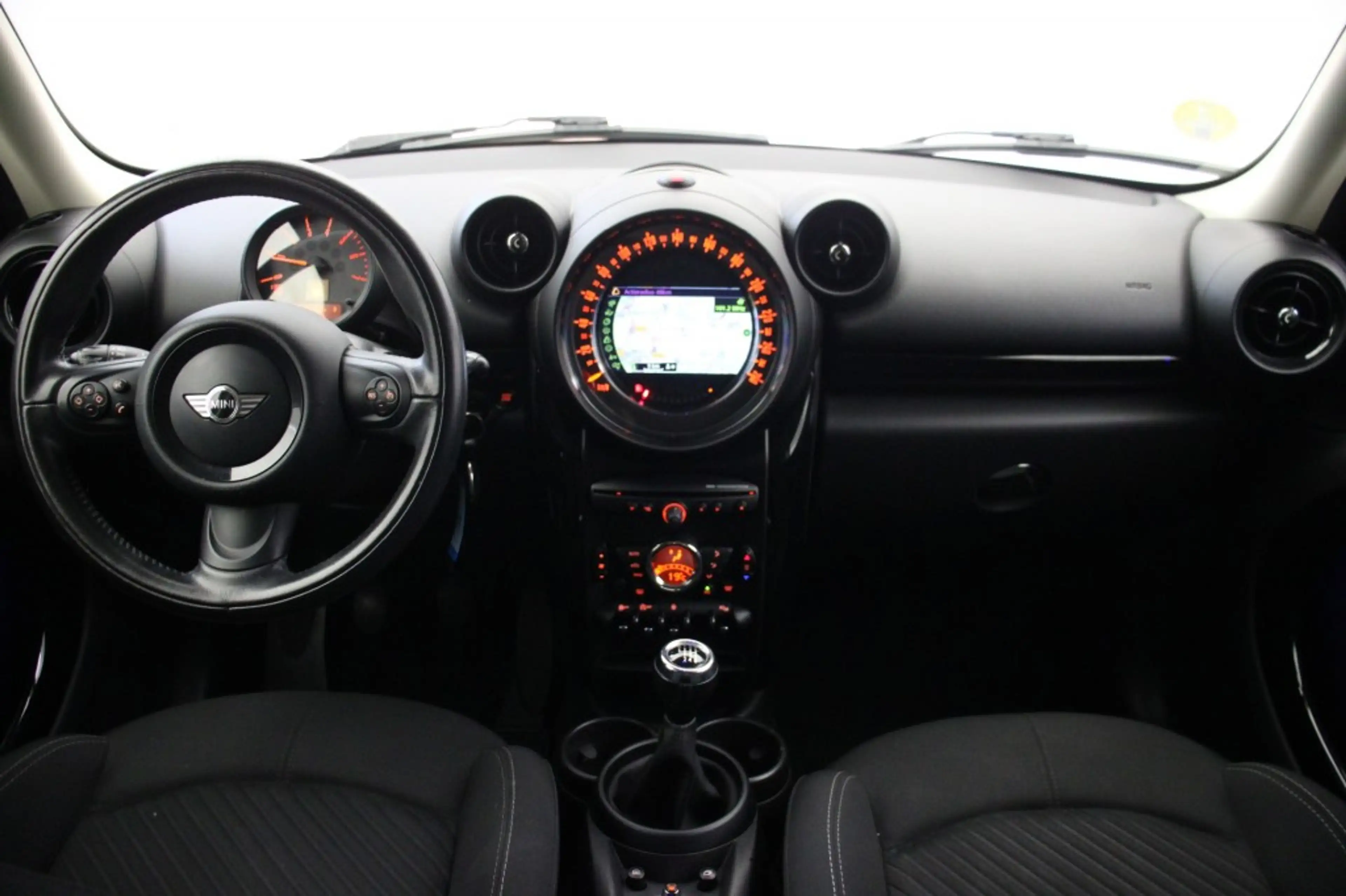 MINI Cooper D 1.6D Country Pepper - Navi, Cruise, Clima — photo 2