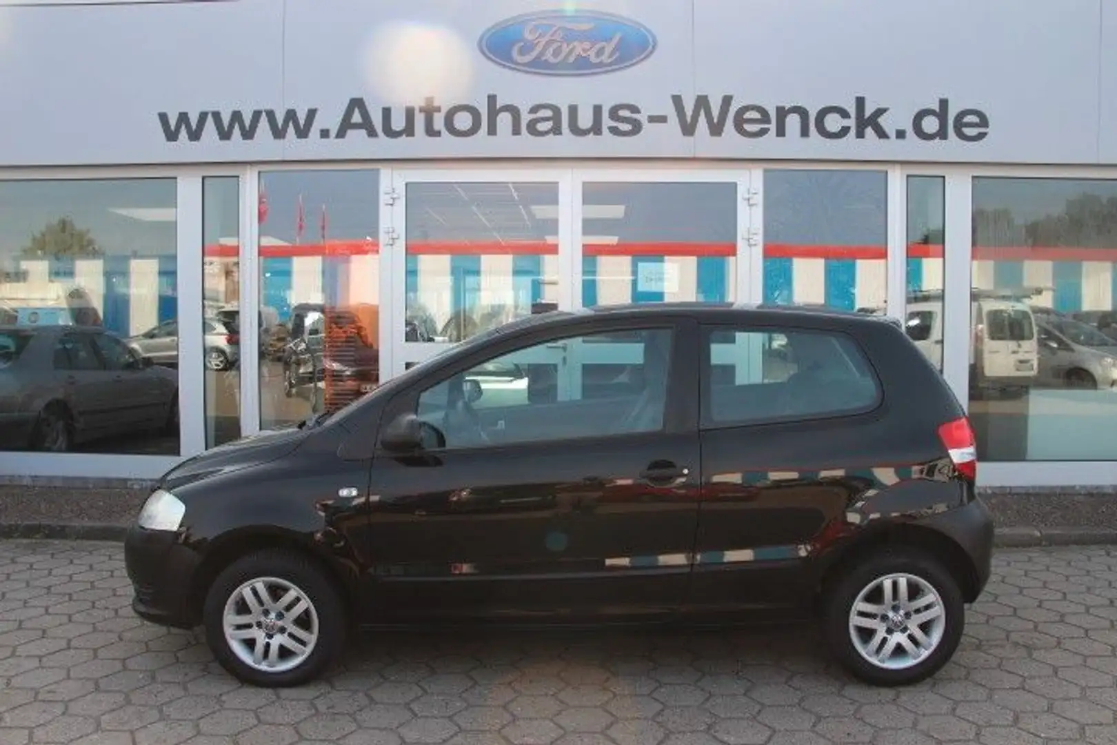 Volkswagen Fox 1,4 *2.HAND*el.SCHIEBEDACH*SERVOLENKUNG* Negro - 1