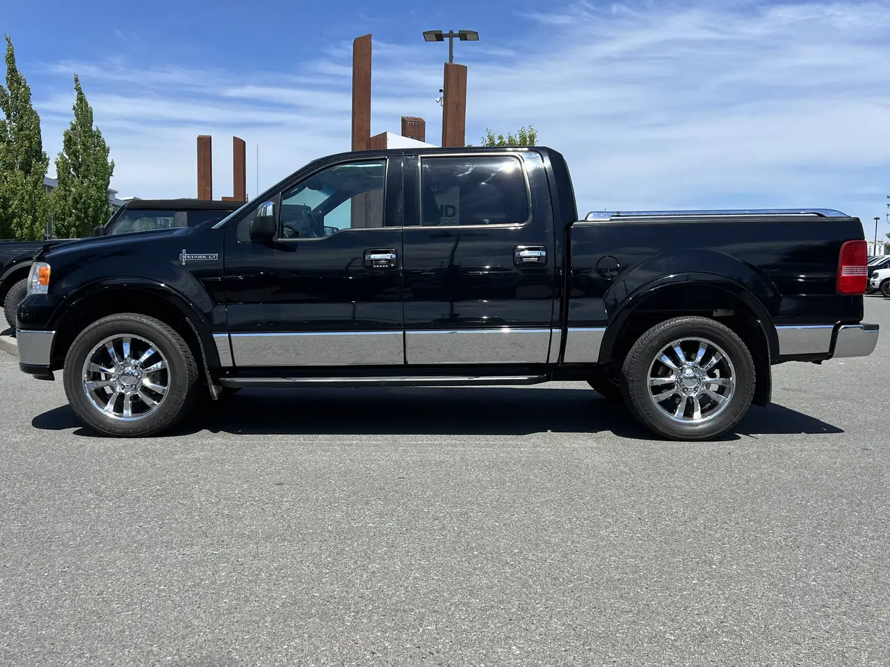 Lincoln Mark LT снимка Lincoln Mark LT