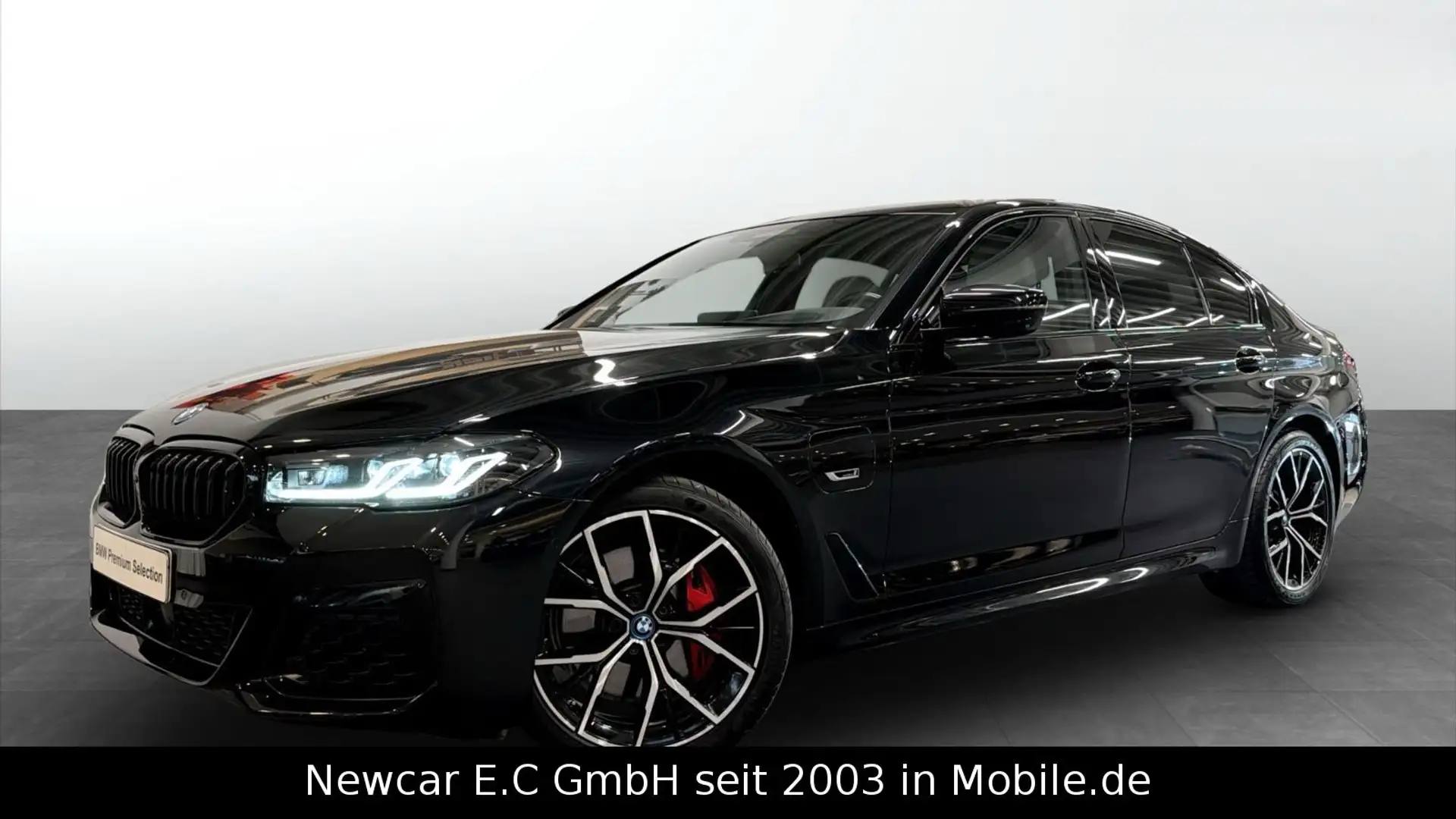 BMW 530 e xDrive M Sport*ACC*HUD*KEYLESS*HUK* Zwart - 1