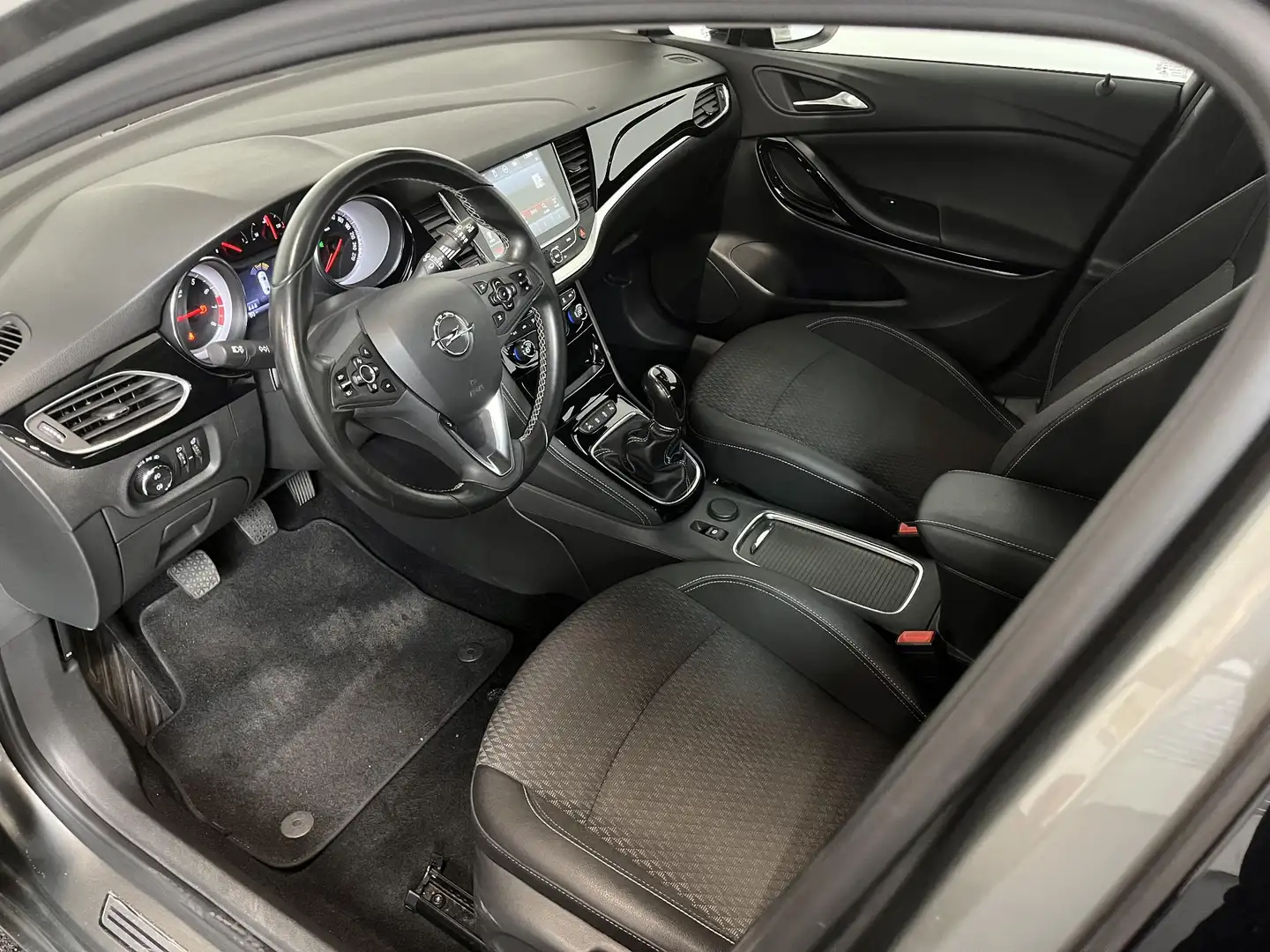 Opel Astra 1.4 Innovation Apple Carplay / Android Auto  Camer Grau - 2