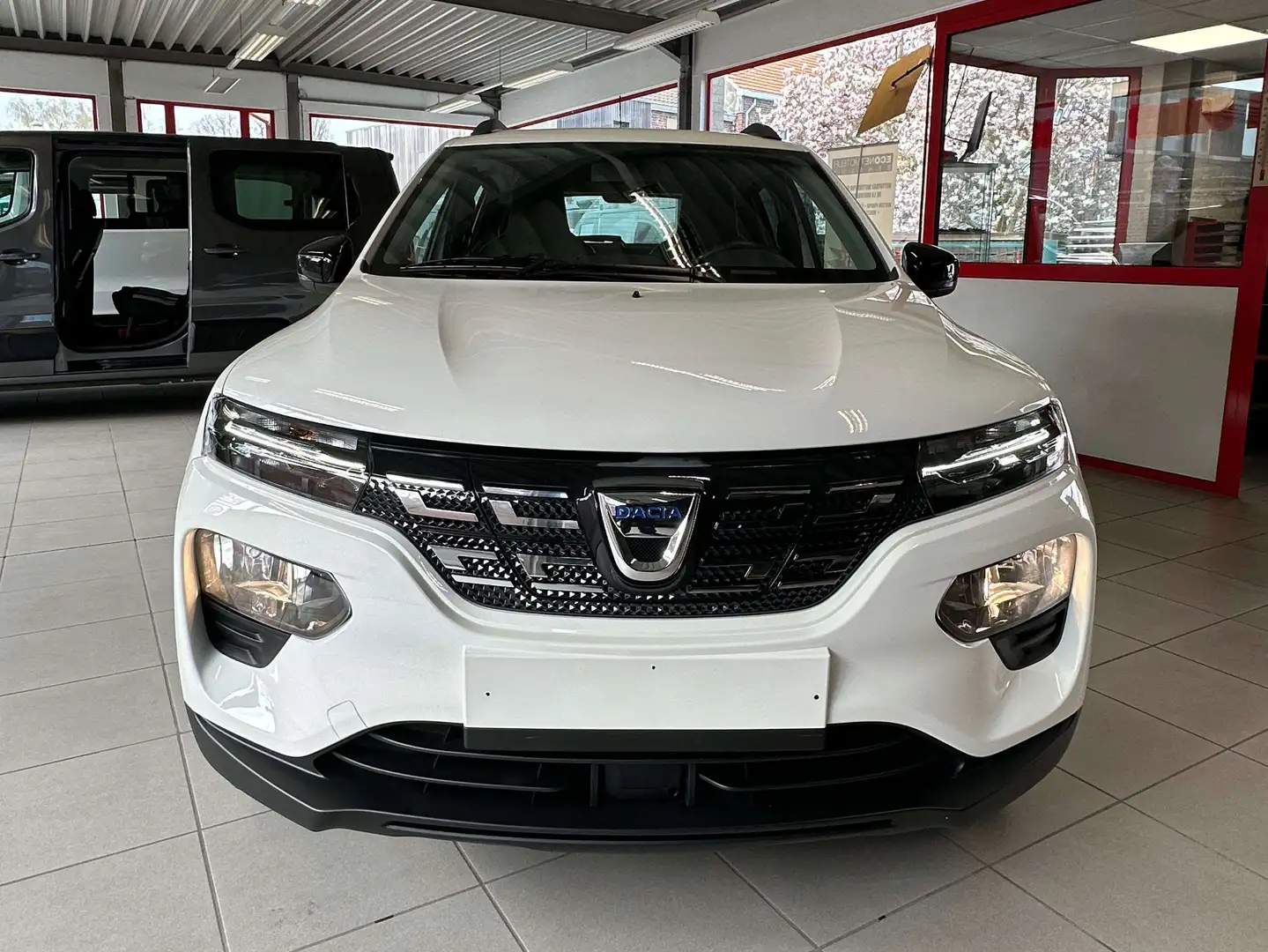 Dacia Spring Electrique 11.500€ HTVA Blanc - 2