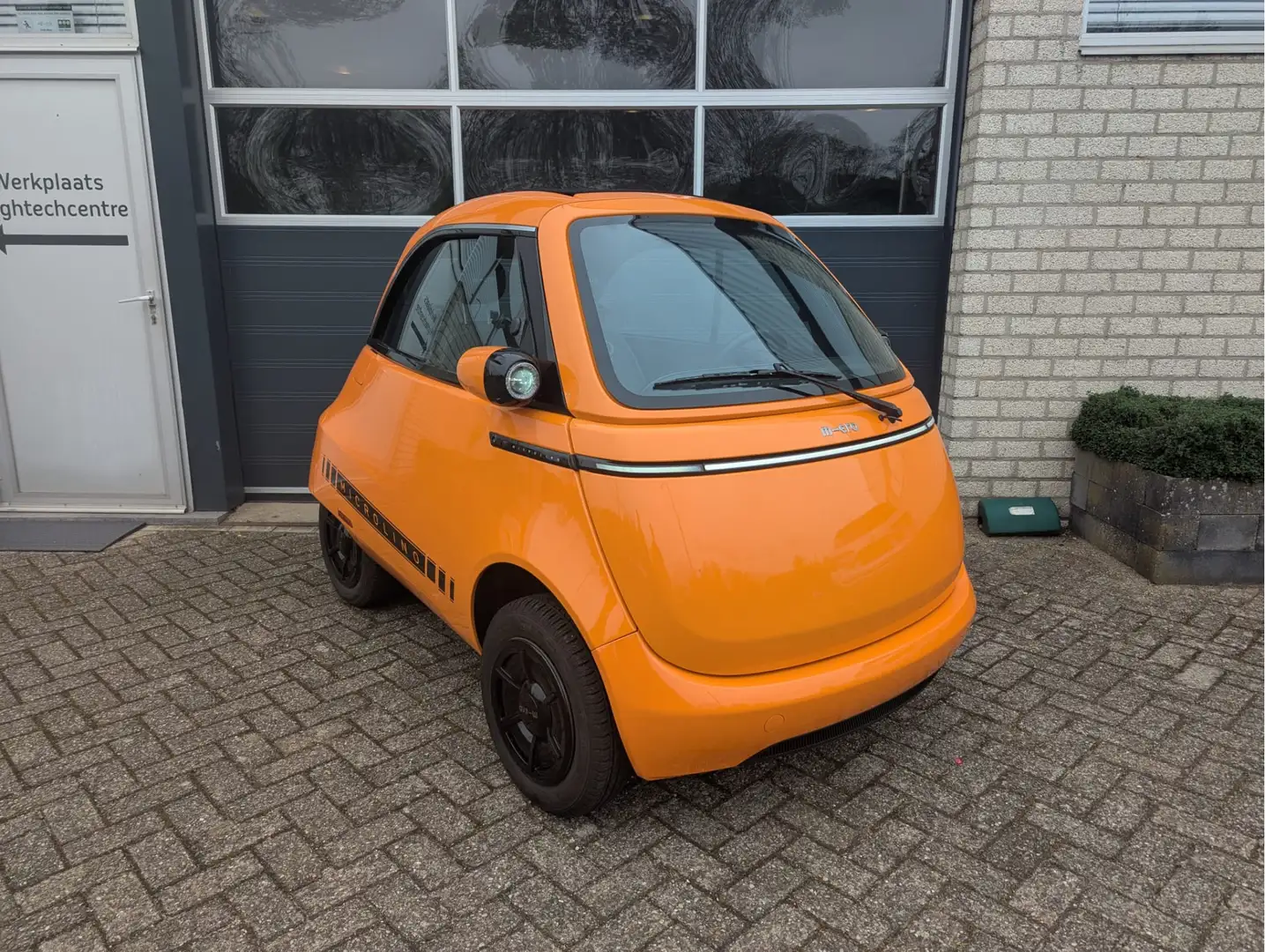 Micro Microlino Dolce 10.5kWh 90km/h | 177km range Portocaliu - 1