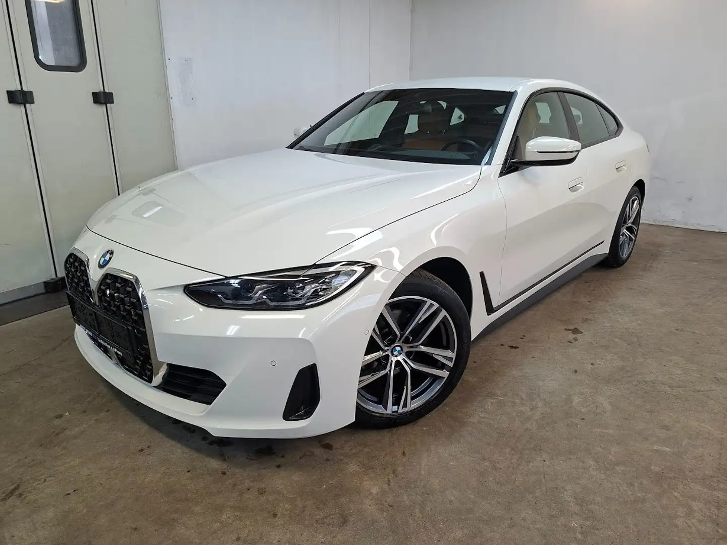 BMW 420 420 d A Gran Coupe, Leder, 18" Alufelgen, Kamera Weiß - 1