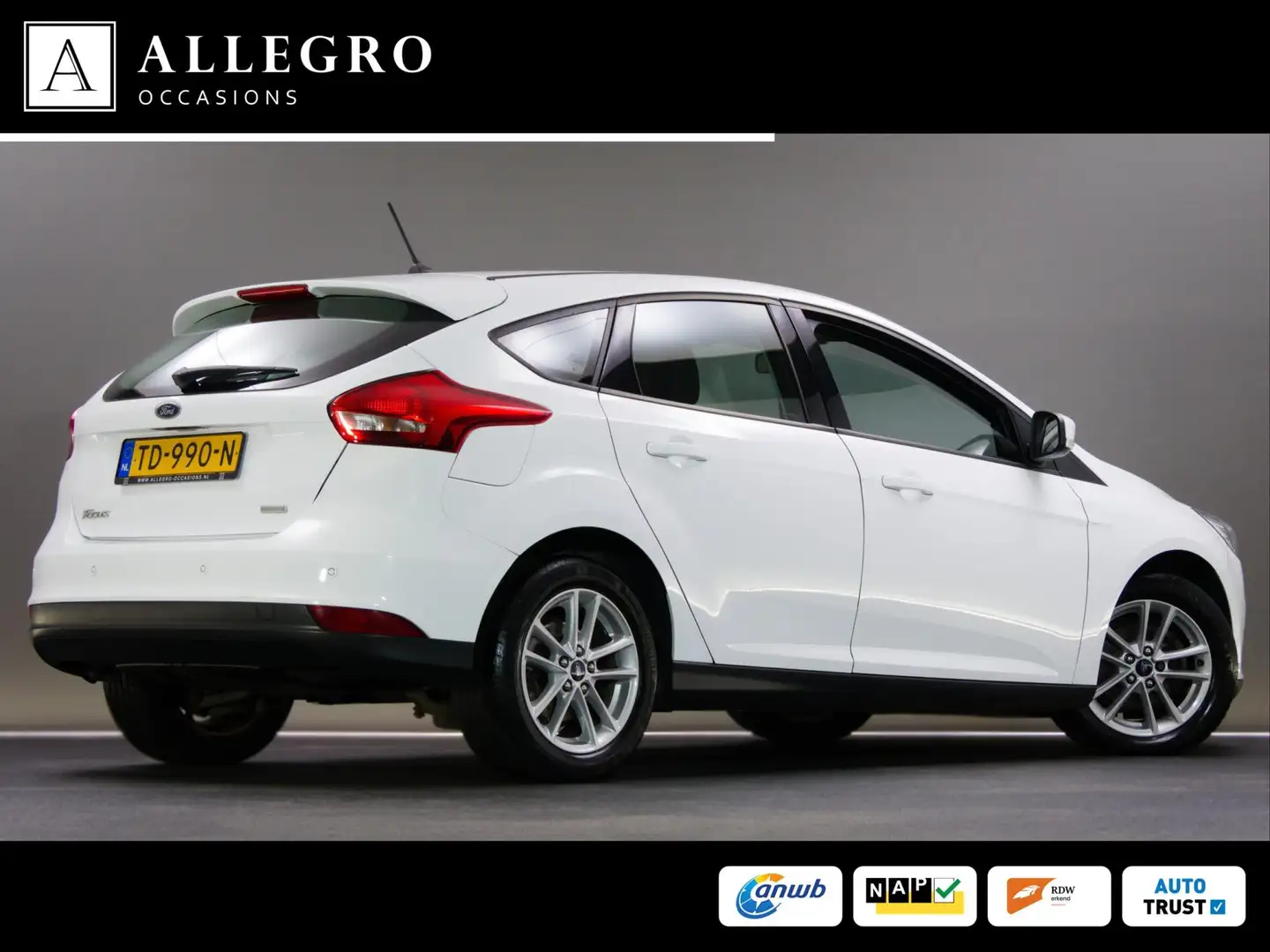 Ford Focus 1.0 EcoBoost Trend Edition Business (APPLE CARPLAY Wit - 2