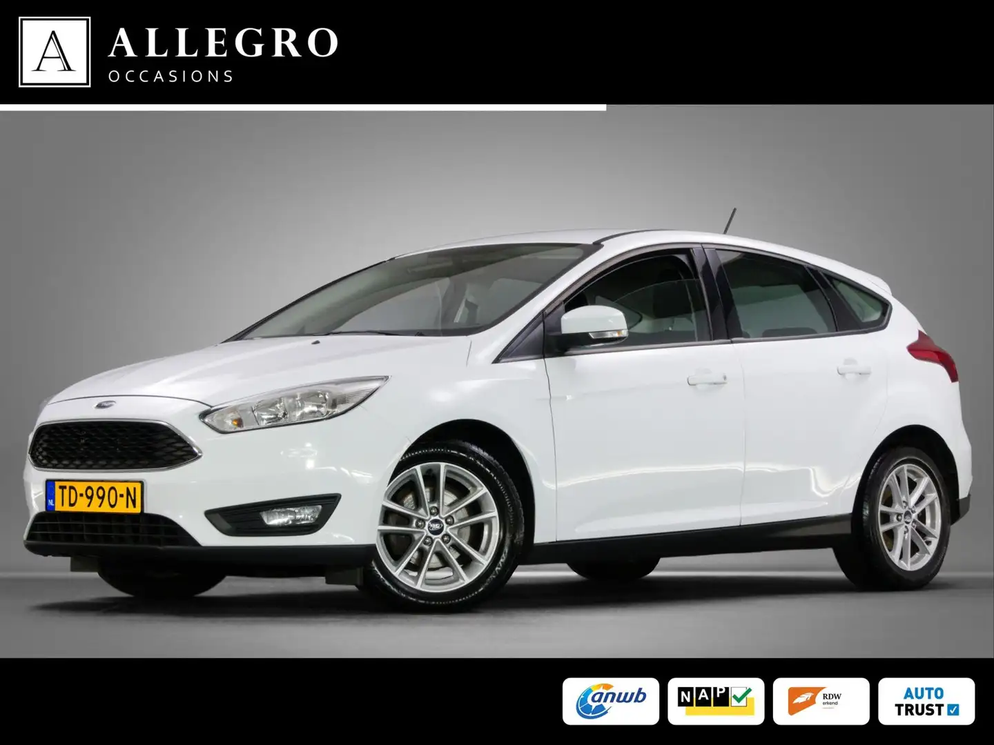 Ford Focus 1.0 EcoBoost Trend Edition Business (APPLE CARPLAY Wit - 1