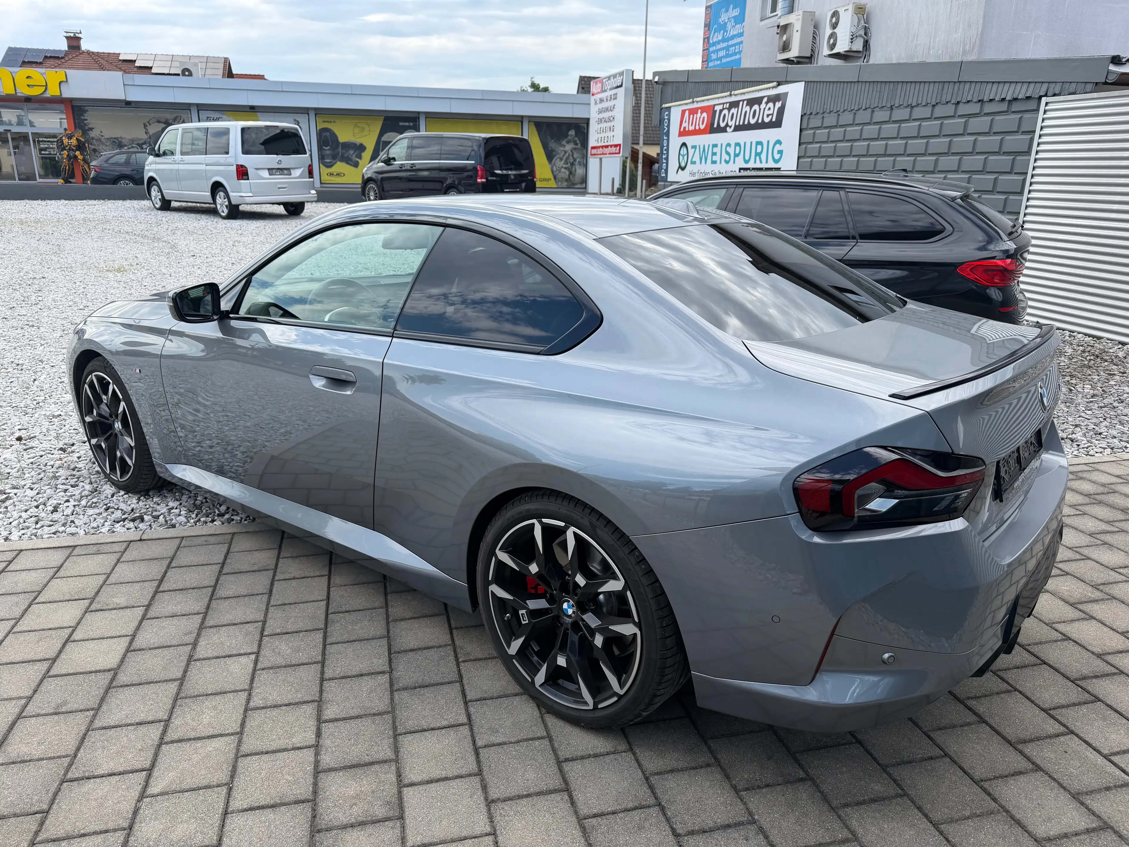 BMW 230 i Coupé M-Sport Pro Aerodynamik Sport-Sitze — photo 11